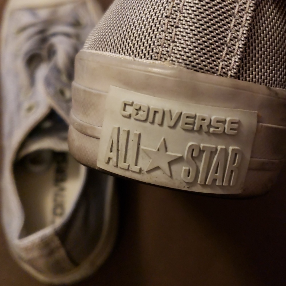 Gray Converse All Stars - Picture 3 of 6